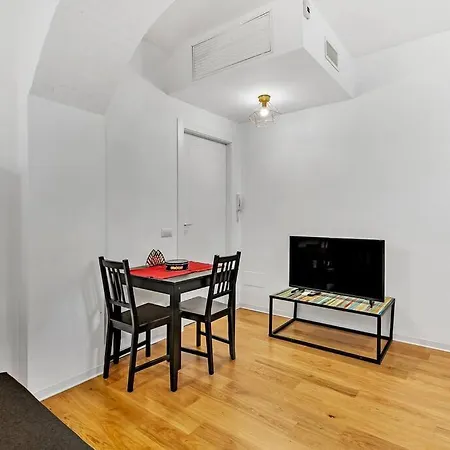 Alessia's Flat - San Luigi Milan