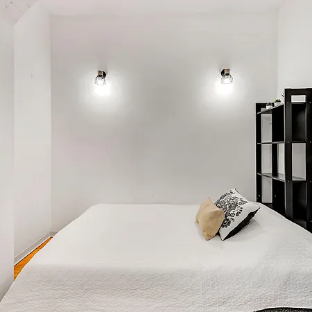 Alessia's Flat - San Luigi Milão